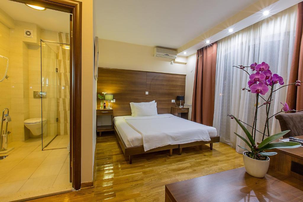 Hotel M Podgorica Ruang foto